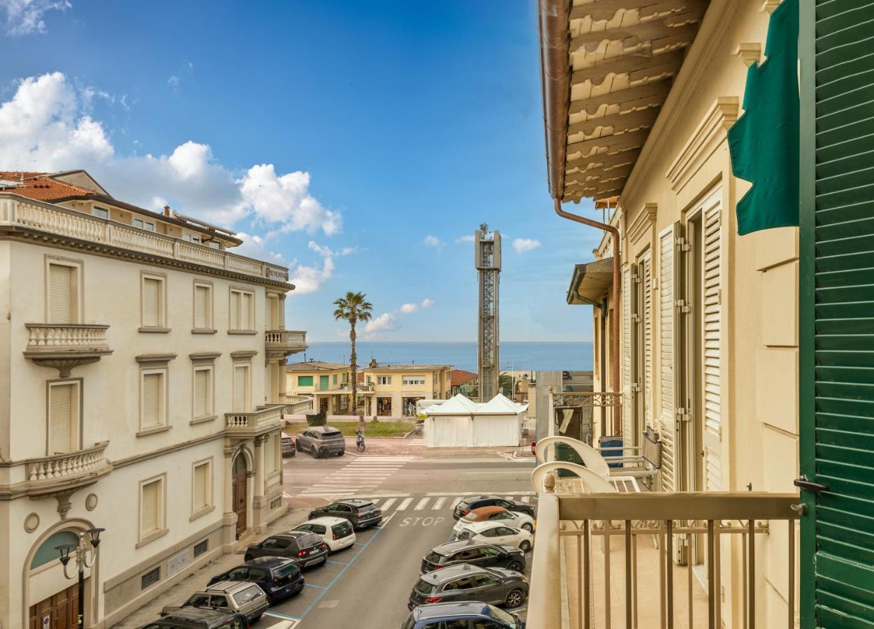 Hotel Stella Del Mare Viareggio Extérieur photo