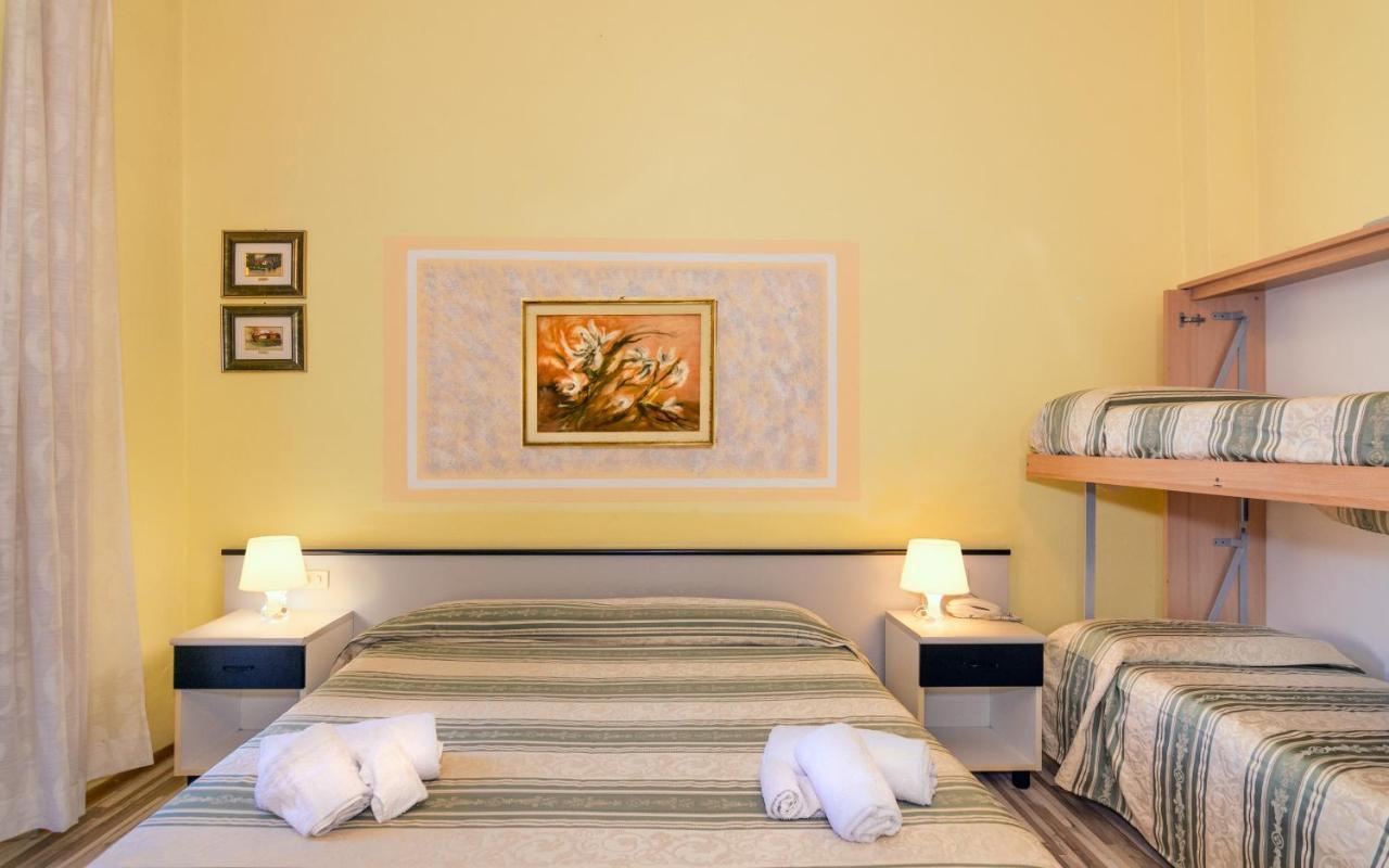 Hotel Stella Del Mare Viareggio Extérieur photo
