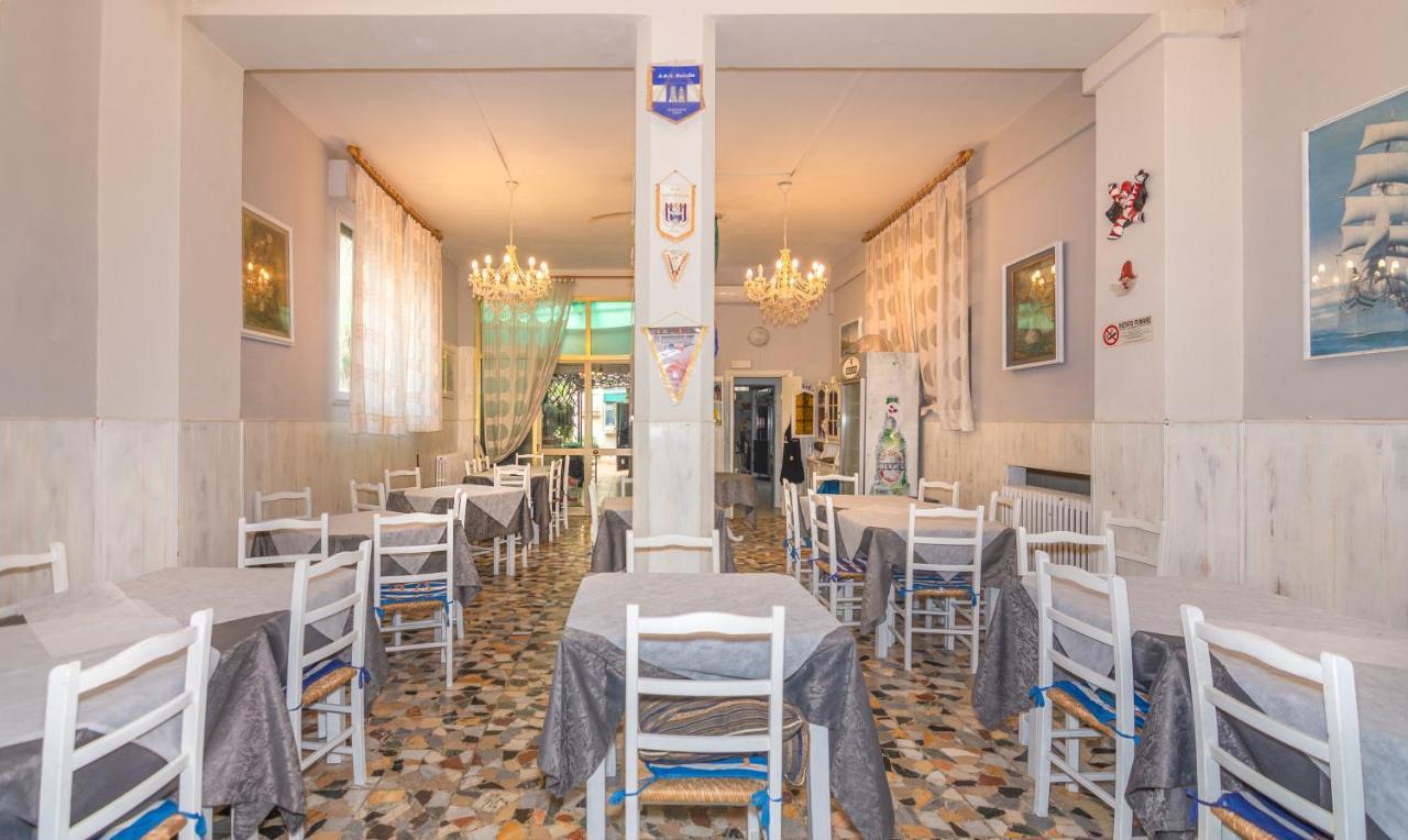 Hotel Stella Del Mare Viareggio Extérieur photo